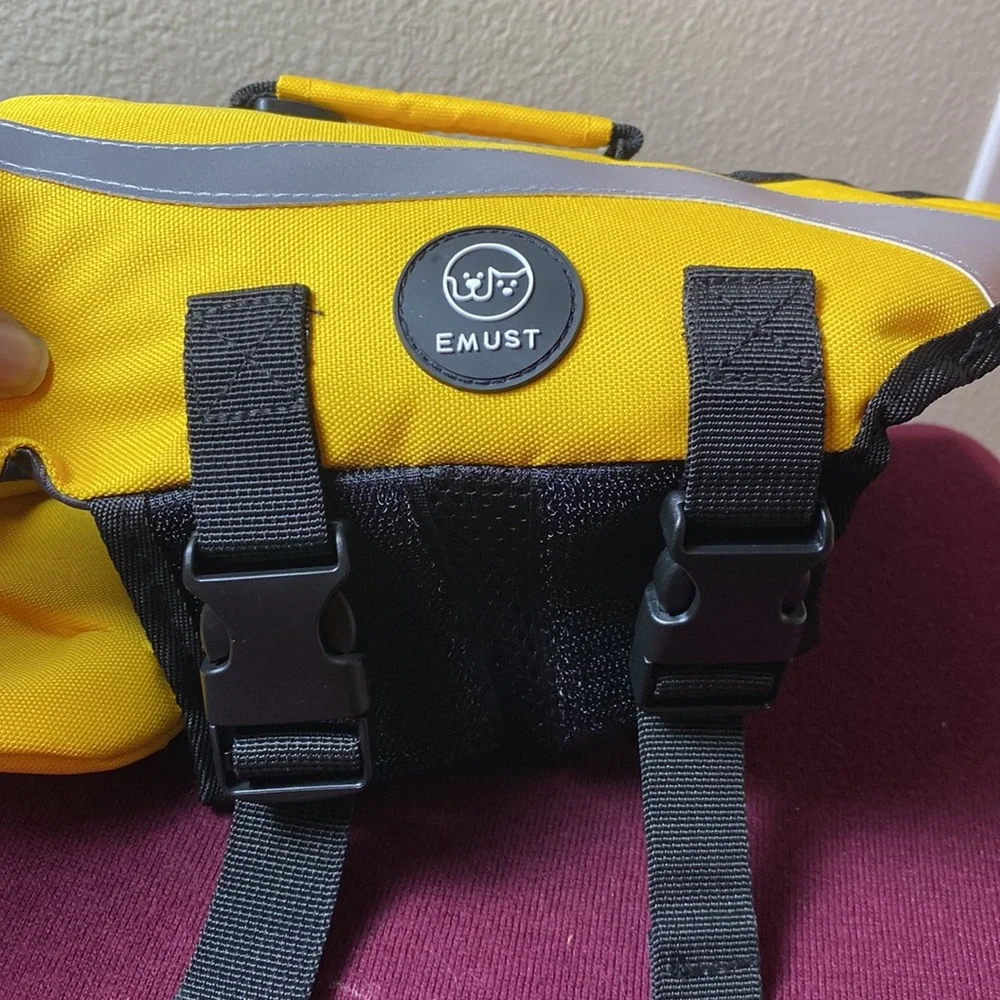 Emust Dog Flotation Vest Neck Float Yellow Size Small never used